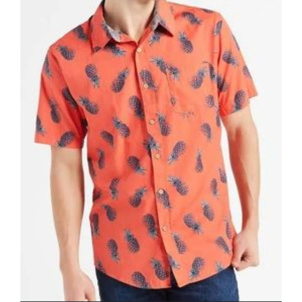 Ocean Current Men's Orange Coral Pineapple Short Sleeve Button Up Shirt. Size M